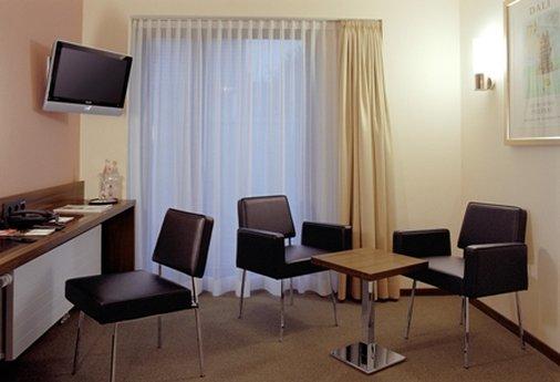 Venusberghotel Bonn Restoran gambar